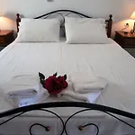 Agnanti Appartement *