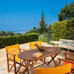 Daire Agnanti Lourdata (Kefalonia)