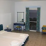 Agnanti Daire Lourdata (Kefalonia)