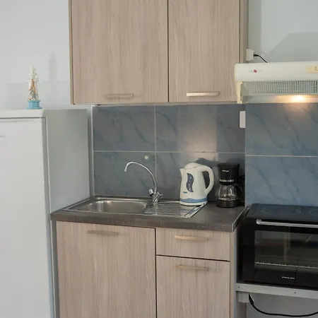 Agnanti Appartement *