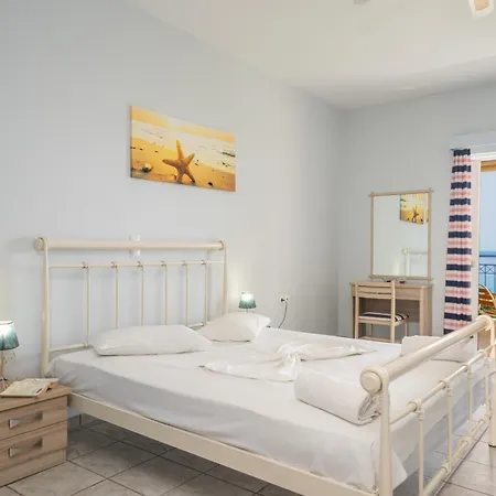 Agnanti Apartment *