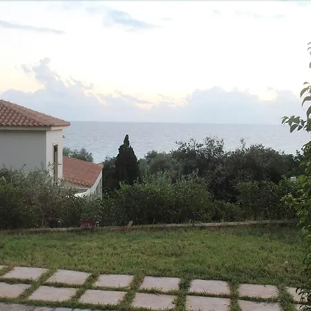 Agnanti Lourdata (Kefalonia)