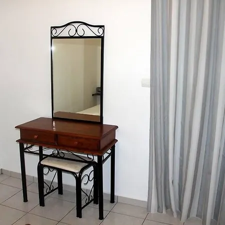 Agnanti Lejlighed Lourdata (Kefalonia)