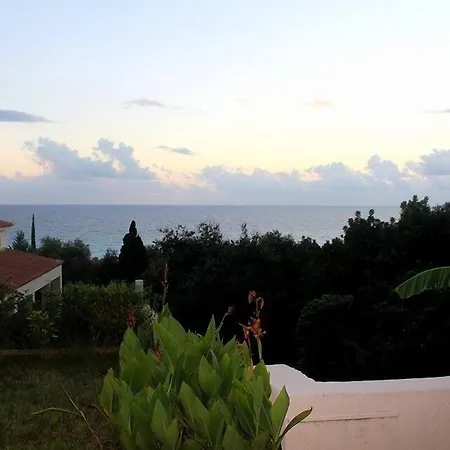 Agnanti Apartment *